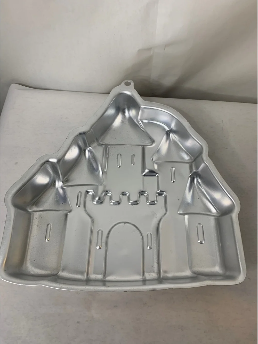 Wilton Castle Shaped Cake Pan Aluminum Baking Mold
